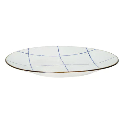 Assiettes en porcelaine à carreaux bleus