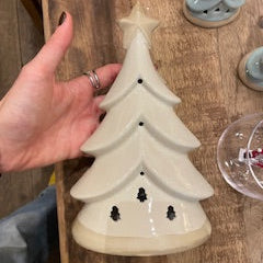 Grand sapin lumineux