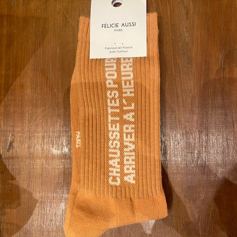 Chaussettes orange pour arriver à l&