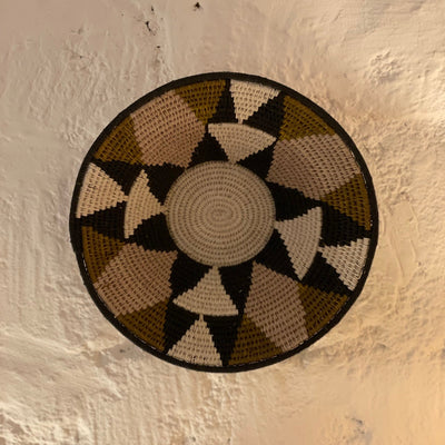 Corbeille murale en sisal géométrie