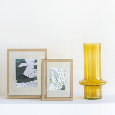 Long vase jaune en verre recyclé