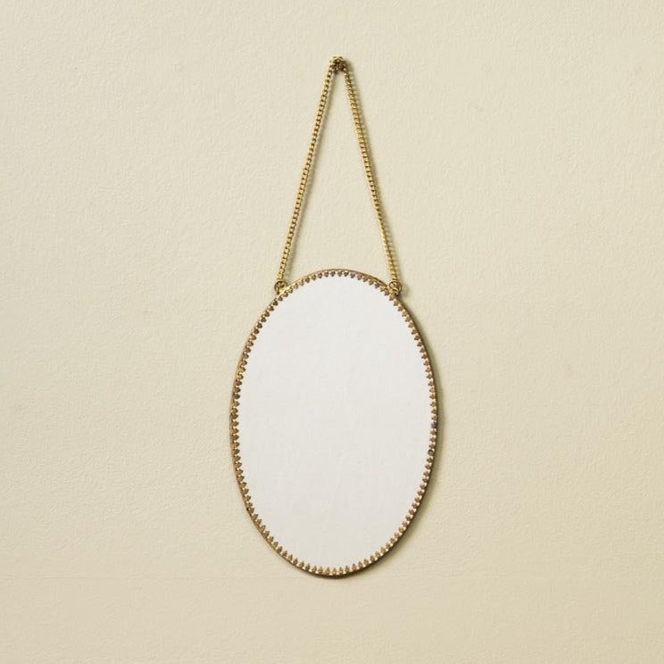 Miroir ovale festonné à suspendre
