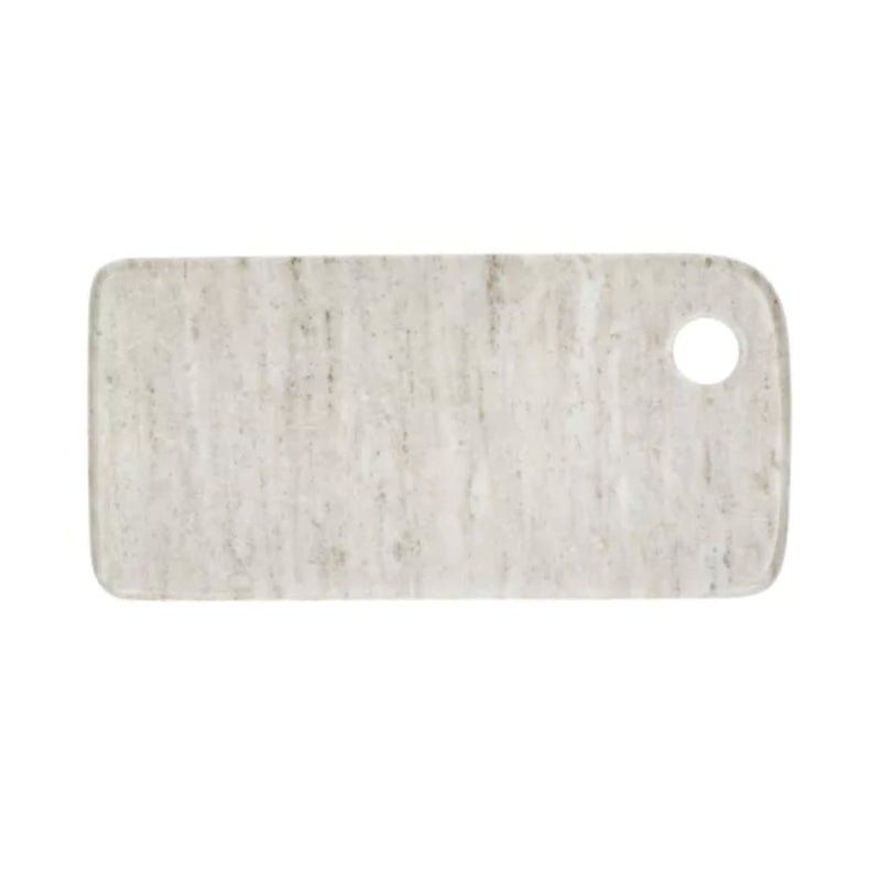 Planche à découper en marbre devant un fond blanc 