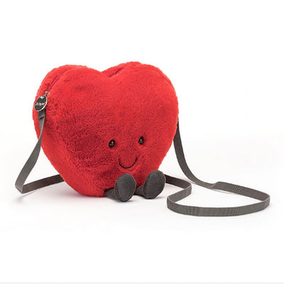 Sac coeur devant un fond blanc 